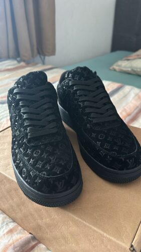 LOUIS VUITTON x NIKE AIR FORCE 1 Sneaker photo review