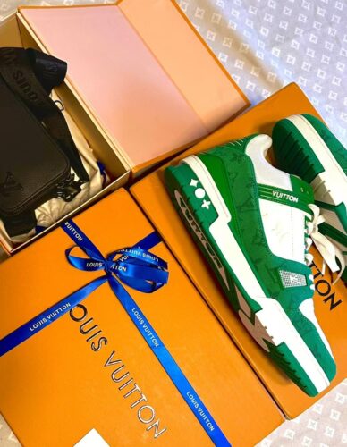 LOUIS VUITTON TRAINER 1A8FN8 Sneakers photo review