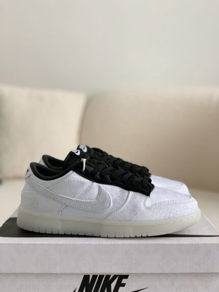 Fragment Design x Clot x Nike SB Dunk Low"20thAnniversary/White Silk Sneakers