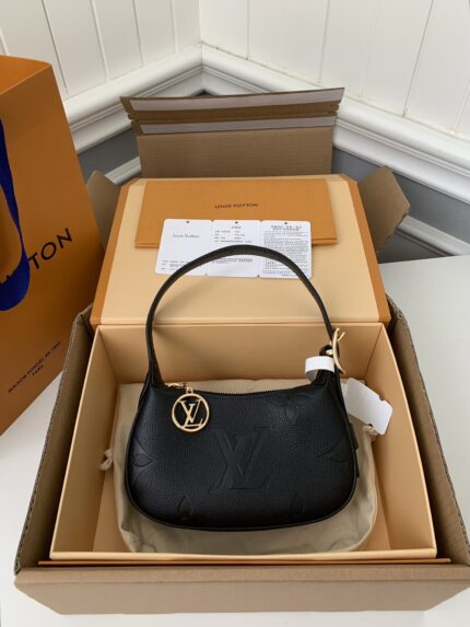 Louis Vuitton 23 New MINI MOON Handbag M82391Top Quality Size:20.5*11*5cm