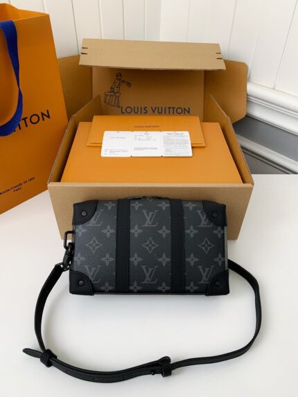 Louis Vuitton's new Sac Plat Horizontal Zippé men'sblack flower briefcase M45165Size: 22.5*14*5cm