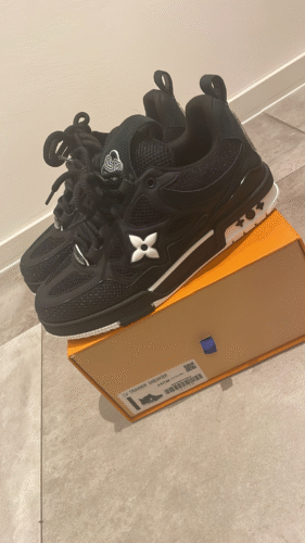 LOUIS VUITTON RUNNER TATIC Sneakers photo review