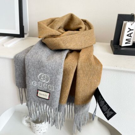 Gucci double-sided different color jacquard 100% lamb wool Scarf Size: 35*190cm