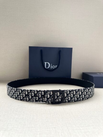 Dior Charm Men's Belt Buckle Width: 3.5cm