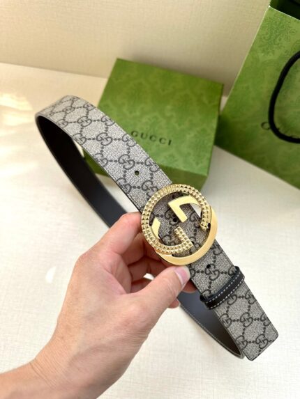 GUCCI GG Supreme interlocking double G buckle canvas belt Width: 3.8cm