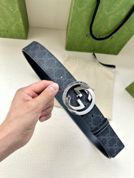 GUCCI GG Supreme interlocking double G buckle canvas belt Width: 3.8cm