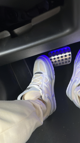 LOUIS VUITTON RUNNER TATIC SNEAKERS photo review