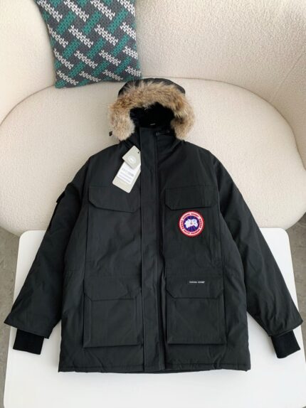 Canada goose Classic expeditionpure color winter hardhat Parkercoat down jacket
