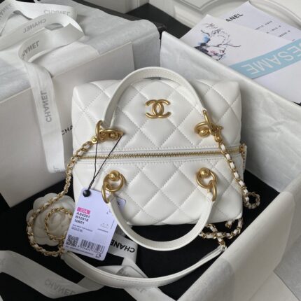 Chanel 23A Premium Handmade Sheepskin PortableLunch Box Bag AS4201, Top QualitySize: 17*21*5.5cm