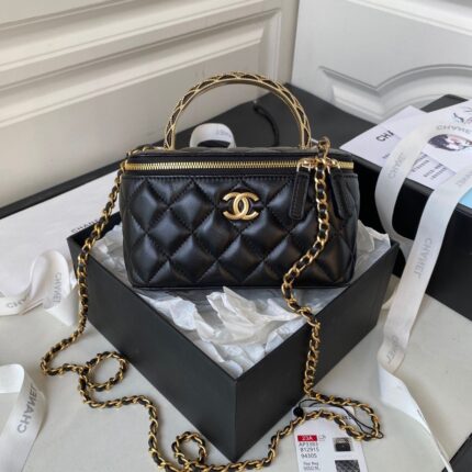 Chanel 23A New Handle WOC AP3383, Top Quality Size: 17cm