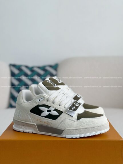 LOUIS VUITTON RUNNER TATIC SNEAKERS