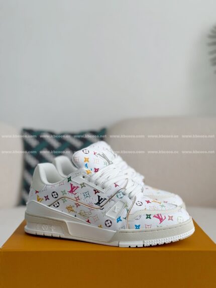 LOUIS VUITTON TRAINER SNEAKERS