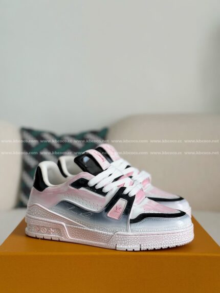 LOUIS VUITTON TRAINER SNEAKERS