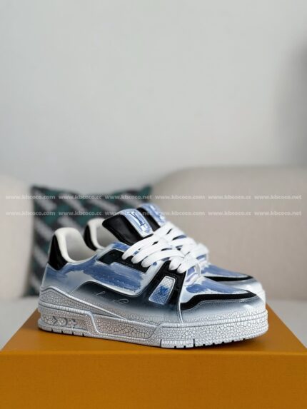 LOUIS VUITTON TRAINER SNEAKERS