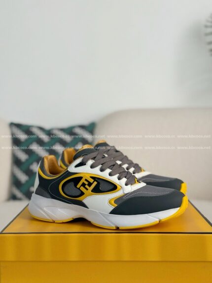 FENDl Leather Casual Low-Top Shoes