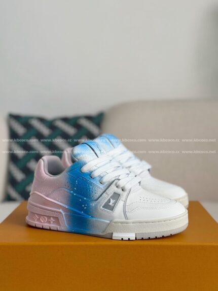 LOUIS VUITTON TRAINER SNEAKERS