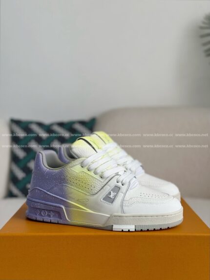 LOUIS VUITTON TRAINER SNEAKERS