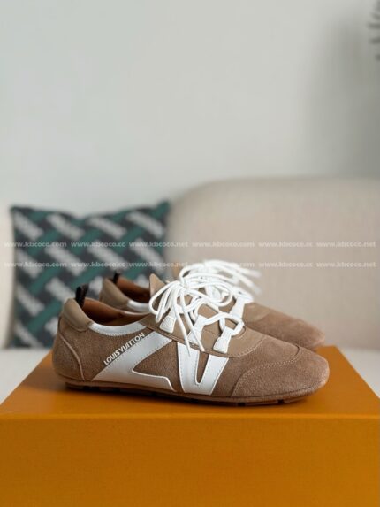 LOUIS VUITTON SNEAKERINA