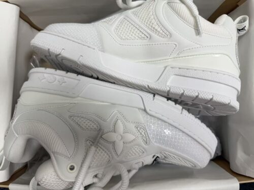 LOUIS VUITTON RUNNER TATIC SNEAKERS photo review