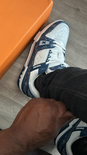 LOUIS VUITTON TRAINER 1A8FN8 Sneakers photo review