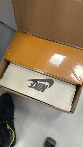 LOUIS VUITTON TRAINER 1A8FN8 Sneakers photo review