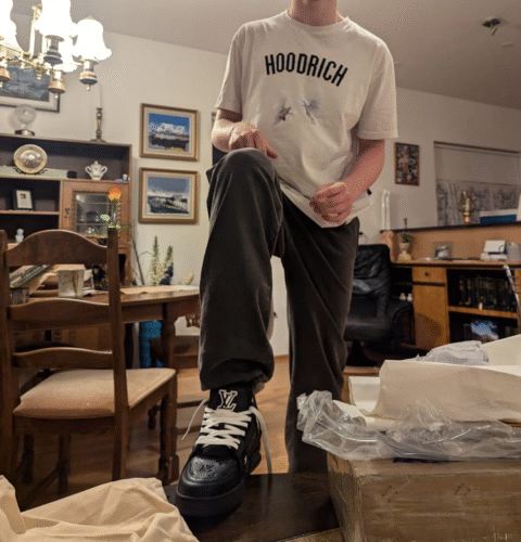 LOUIS VUITTON TRAINER Sneakers photo review