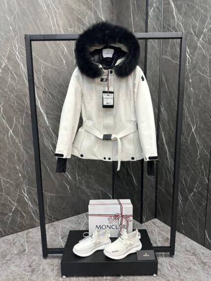 Moncler Grenble Laplance High end women's down skiing jacket