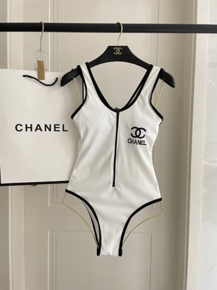 Chanel second-hand one-piece swimsuit with chest pads