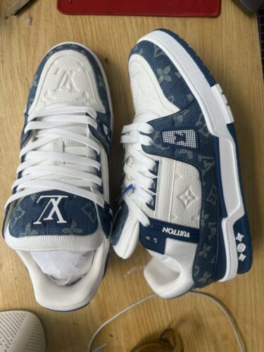 LOUIS VUITTON TRAINER 1A8FN8 Sneakers photo review