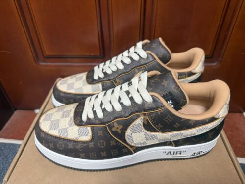 LOUIS VUITTON x NIKE AIR FORCE 1 Sneaker photo review
