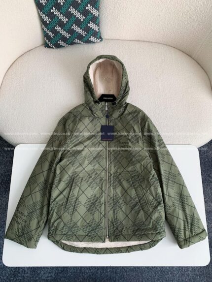 Louis Vuitton SS25 Pre-Springcollection, Logo letter stripe jacke