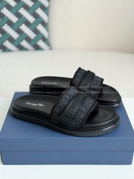 Dior Dway slippers
