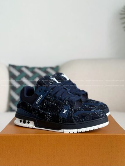 LOUIS VUITTON TRAINER SNEAKERS