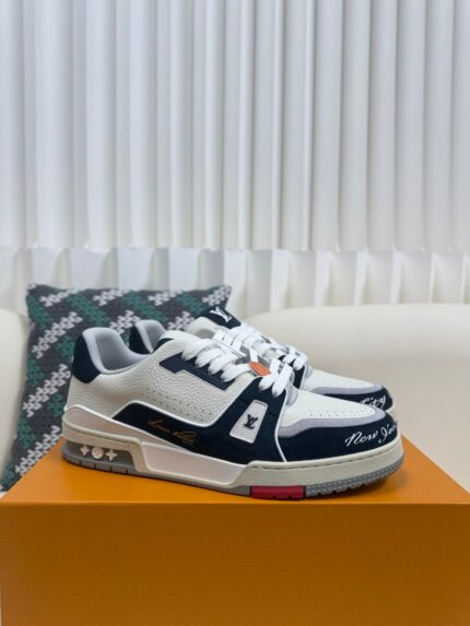 LOUIS VUITTON TRAINER SNEAKERS