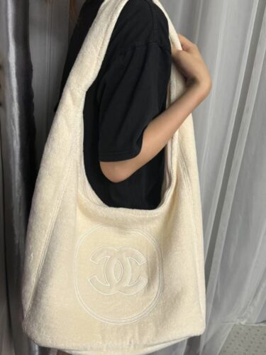 𝐂𝐡𝐚𝐧𝐞𝐥 𝟐𝟓𝐌 𝐂𝐨𝐜𝐨 𝐁𝐞𝐚𝐜𝐡 Beach bag photo review