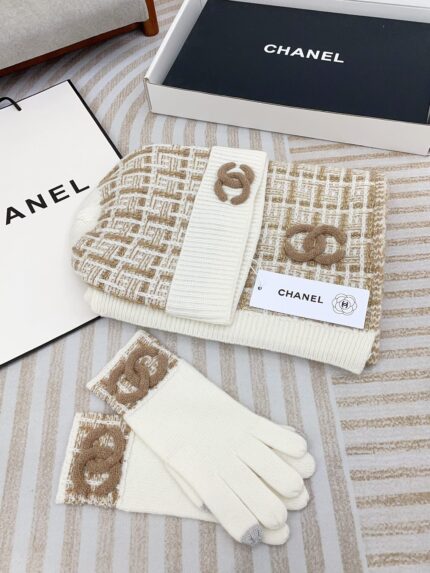 CHANEL wool suit hat three-piece set hat + scarf + gloves