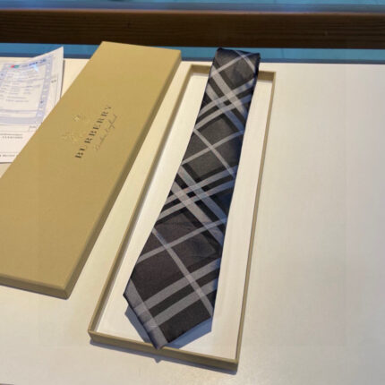 Burberry Home Counter Synchronized Tie Burberry Men's Tie, 100% Top Jacquard Silk Handmade Customization