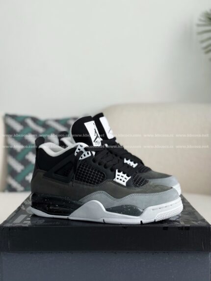Jordan Air jordan 4 retro wear-resistant non-slip mid-top