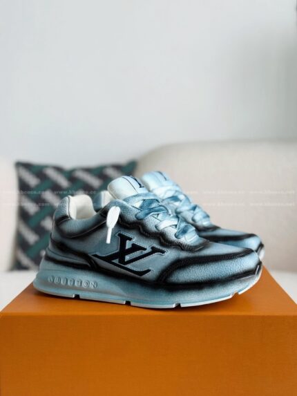 LOUIS VUITTON CLASSIC CASUAL SHOES