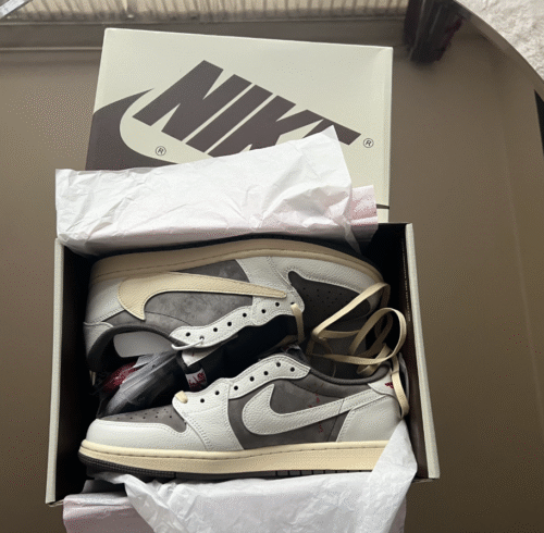 Travis Scott x Jordan Air Jordan 1 Low Golf 6.0 Sneakers photo review