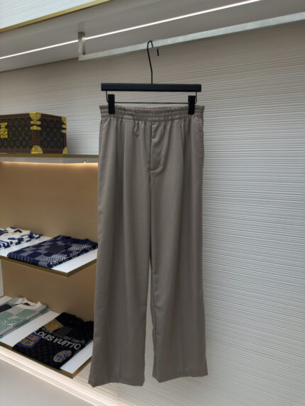 LOUIS VUITTON khaki wool casual trousers