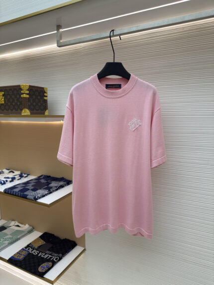 LOUIS VUITTON Embroidered Letter Pin Short Sleeve