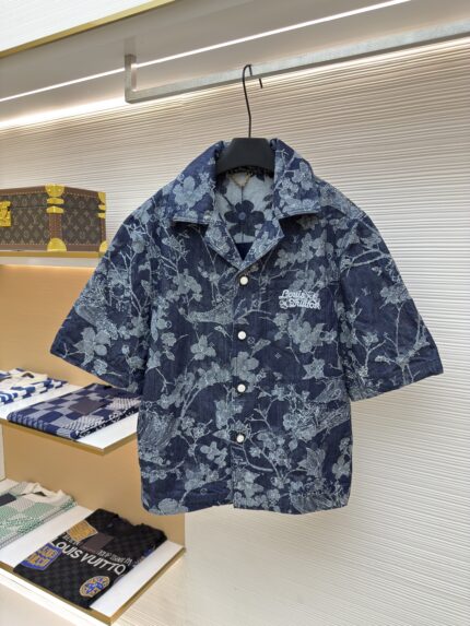 LOUIS VUITTON floral embroidered letter short sleeved shirt