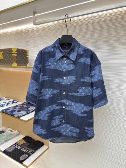 LOUIS VUITTON Youth Cloth Short Sleeve Shirt