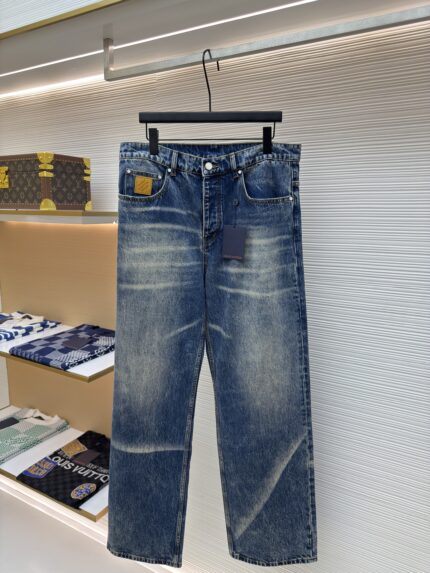 LOUIS VUITTON Sun Fading Jeans