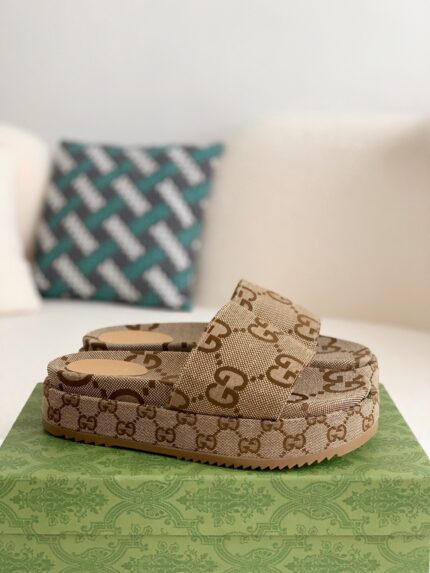 Gucci Ladies Slippers