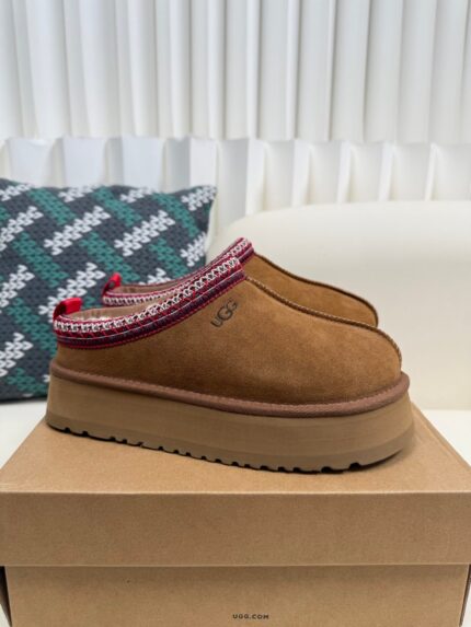 UGG thick-soled wool snow boots