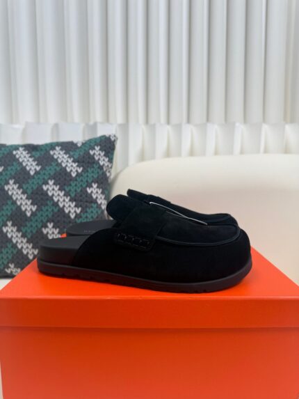 Hermès half-top Birkenstock slippers
