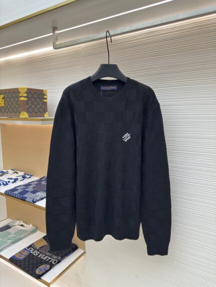 LOUIS VUITTON wool needle bead pullover sweater