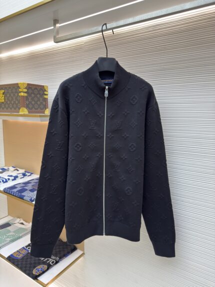 LOUIS VUITTON embossed knitted zipper jacket